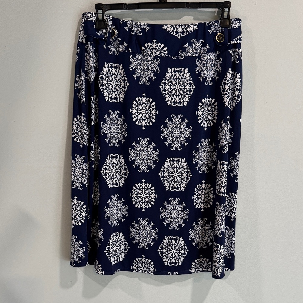 Robert Louis Navy and White Floral Pencil Skirt (XL)